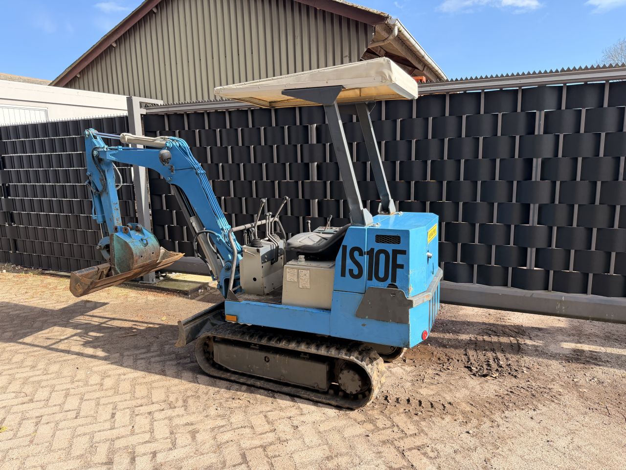 Ihi graafmachine eerste eigenaar kubota hitachi yanmar bobcat