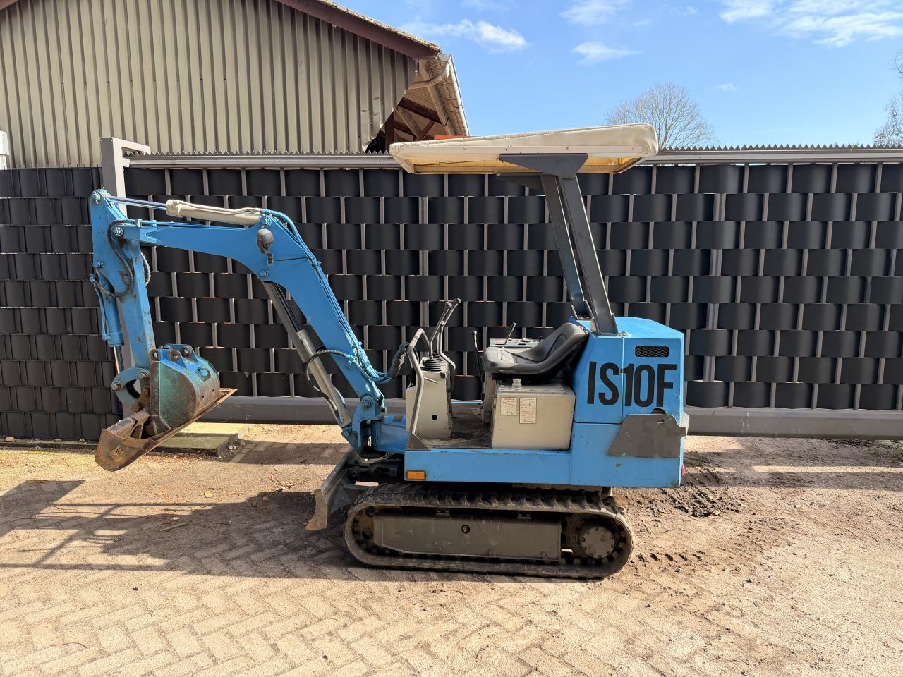 Ihi graafmachine eerste eigenaar kubota hitachi yanmar bobcat