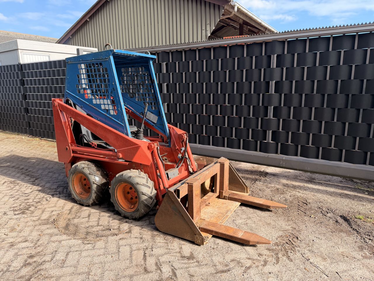Bobcat schranklader shovel avant knikmops giant