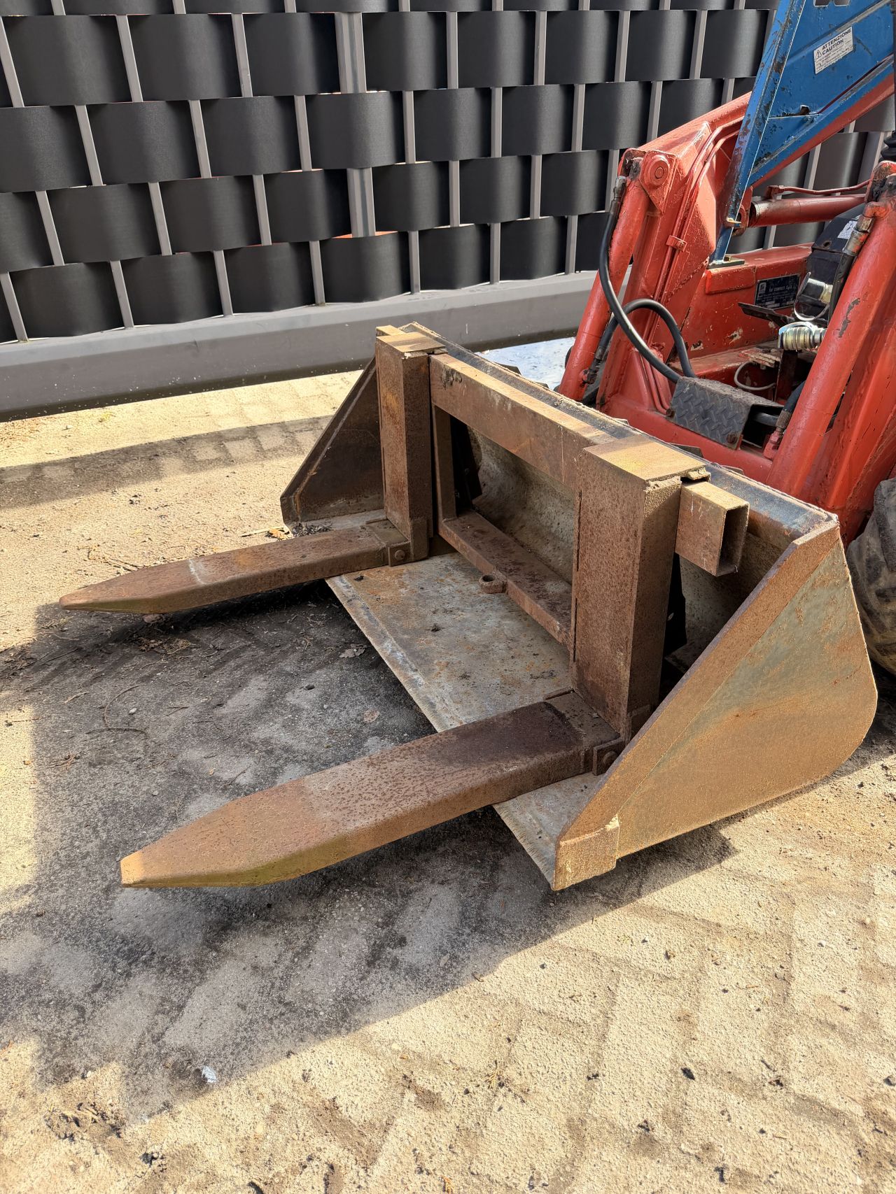 Bobcat schranklader shovel avant knikmops giant