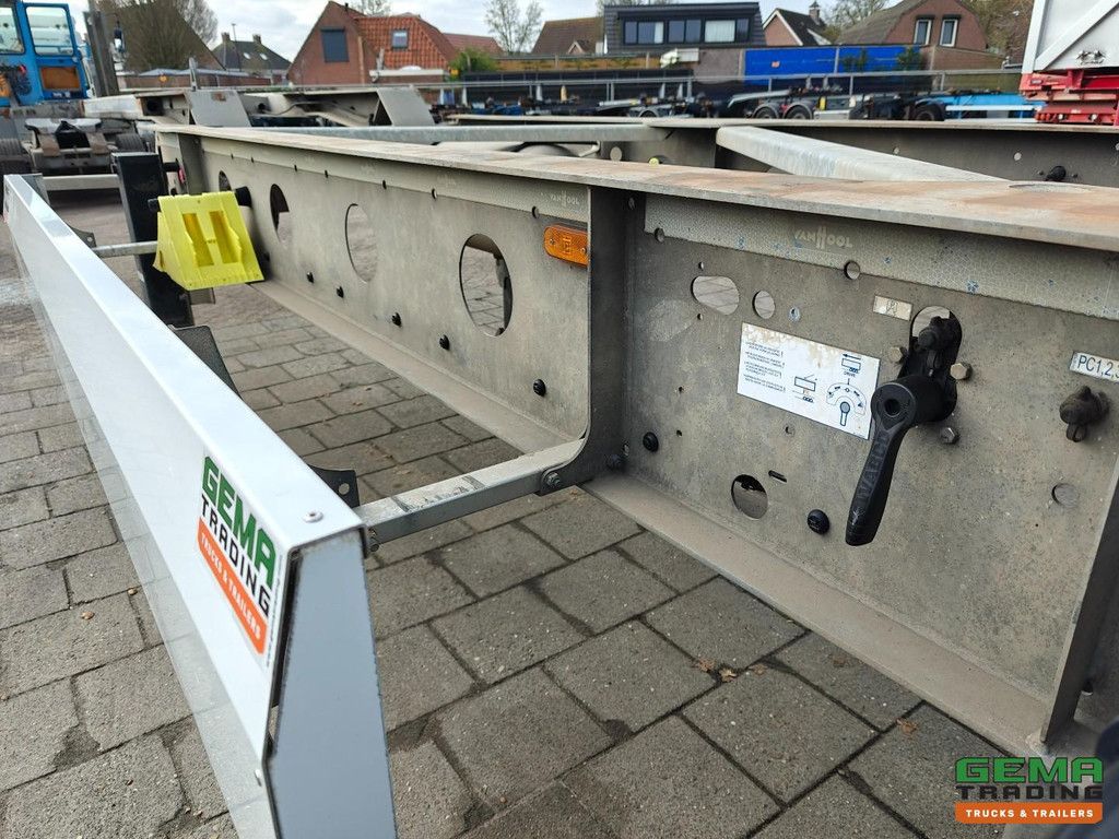 Van Hool N/A 3-achsiger SAF - ADR AT/FL - 45 Fuß - 3805 kg - Scheibenbremsen - verzinkt