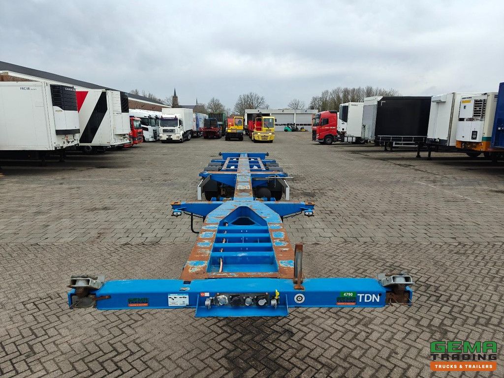 Pacton TXC343 3-achsiger Valx - Multi - Scheibenbremsen - Liftachse - 3-fach ausziehbar - 5295 kg - 70 % Reifenprofil