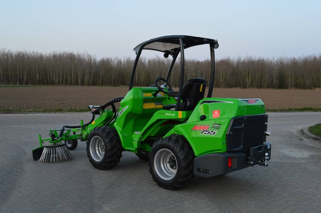 Avant 755i TDL Kniklader/Shovel