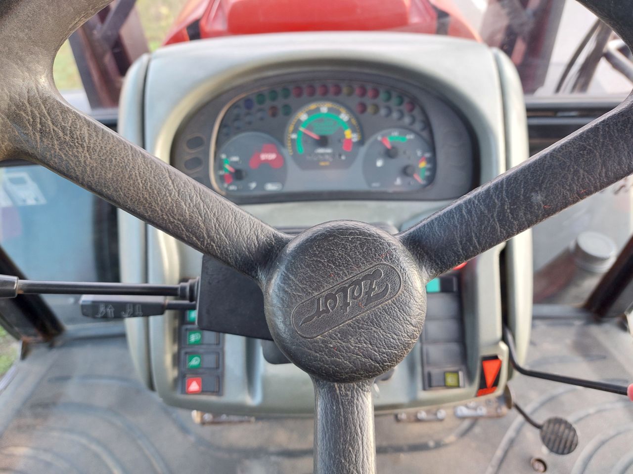 Zetor 9641 Forterra met voorlader
