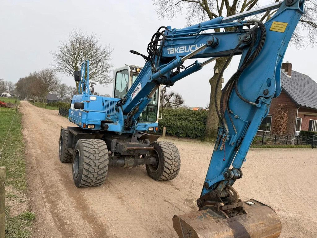 Takeuchi TB 175 WD Bandenkraan