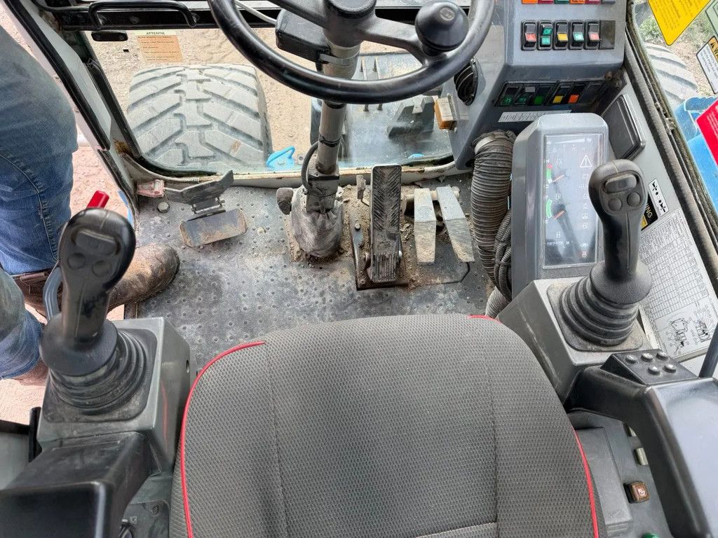 Takeuchi TB 175 WD Bandenkraan