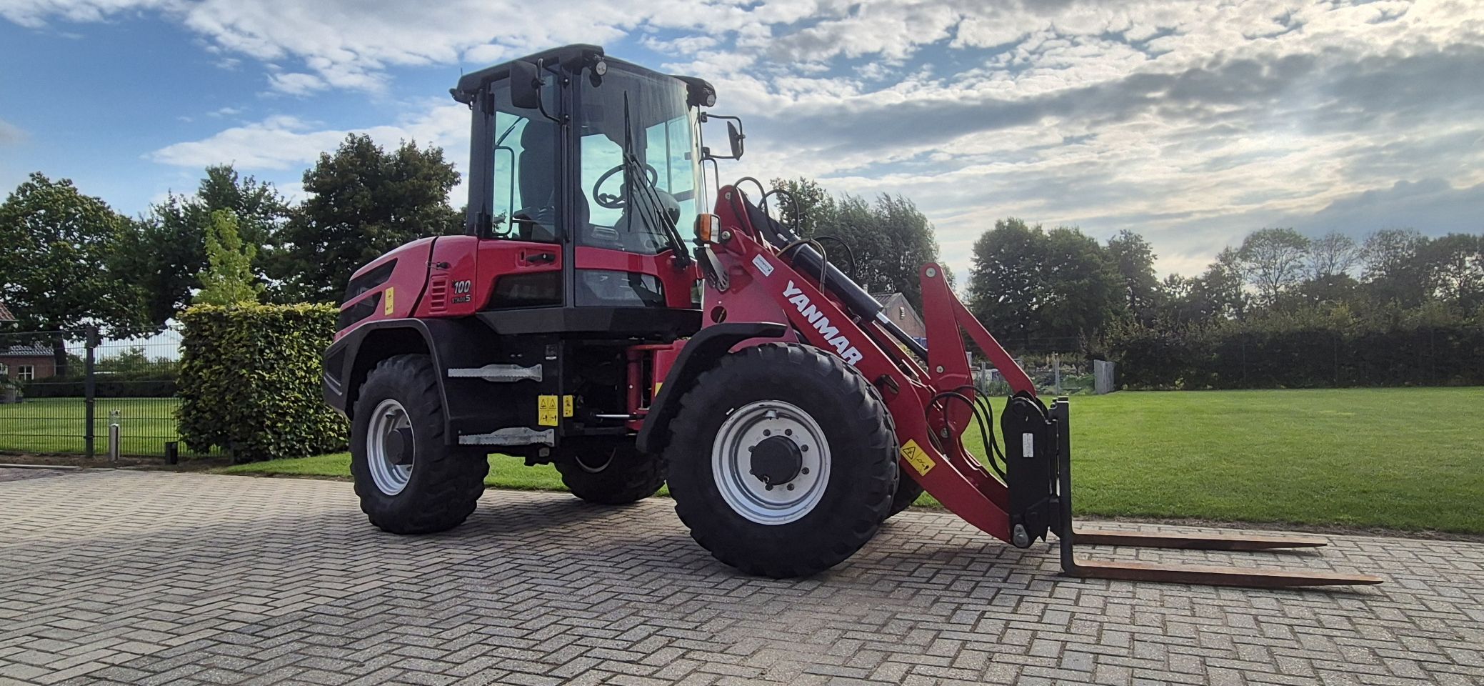 Yanmar V100, Jong gebruikt, Zeer compleet!