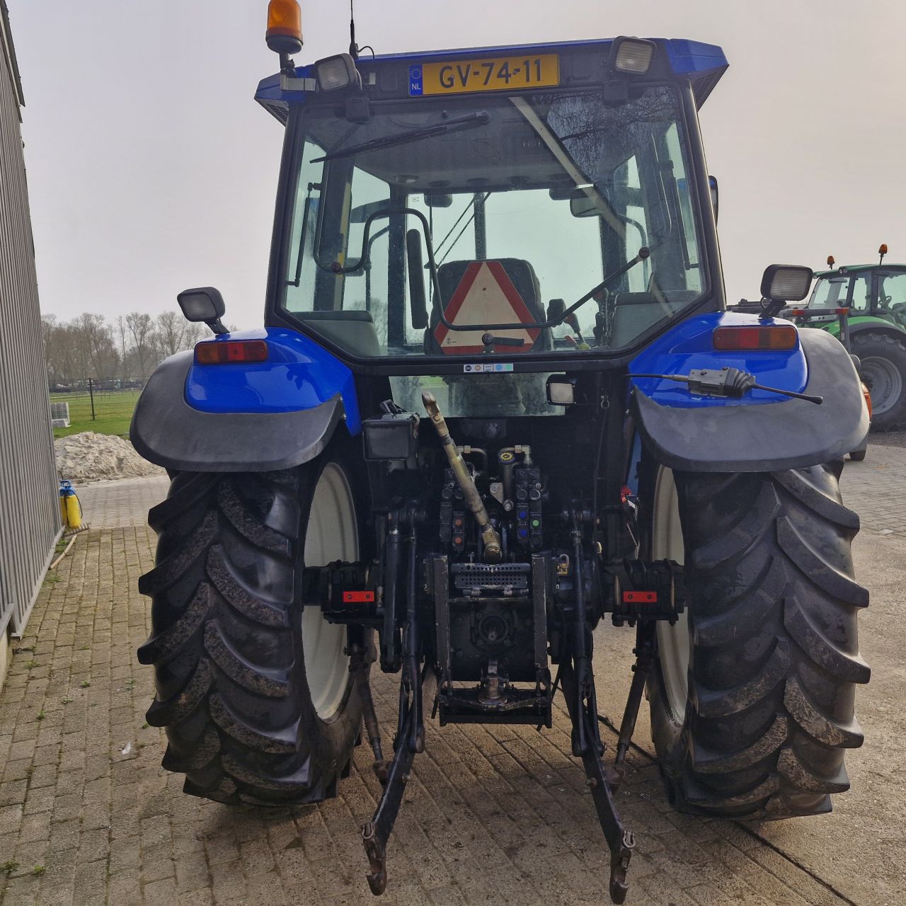 New holland ts90