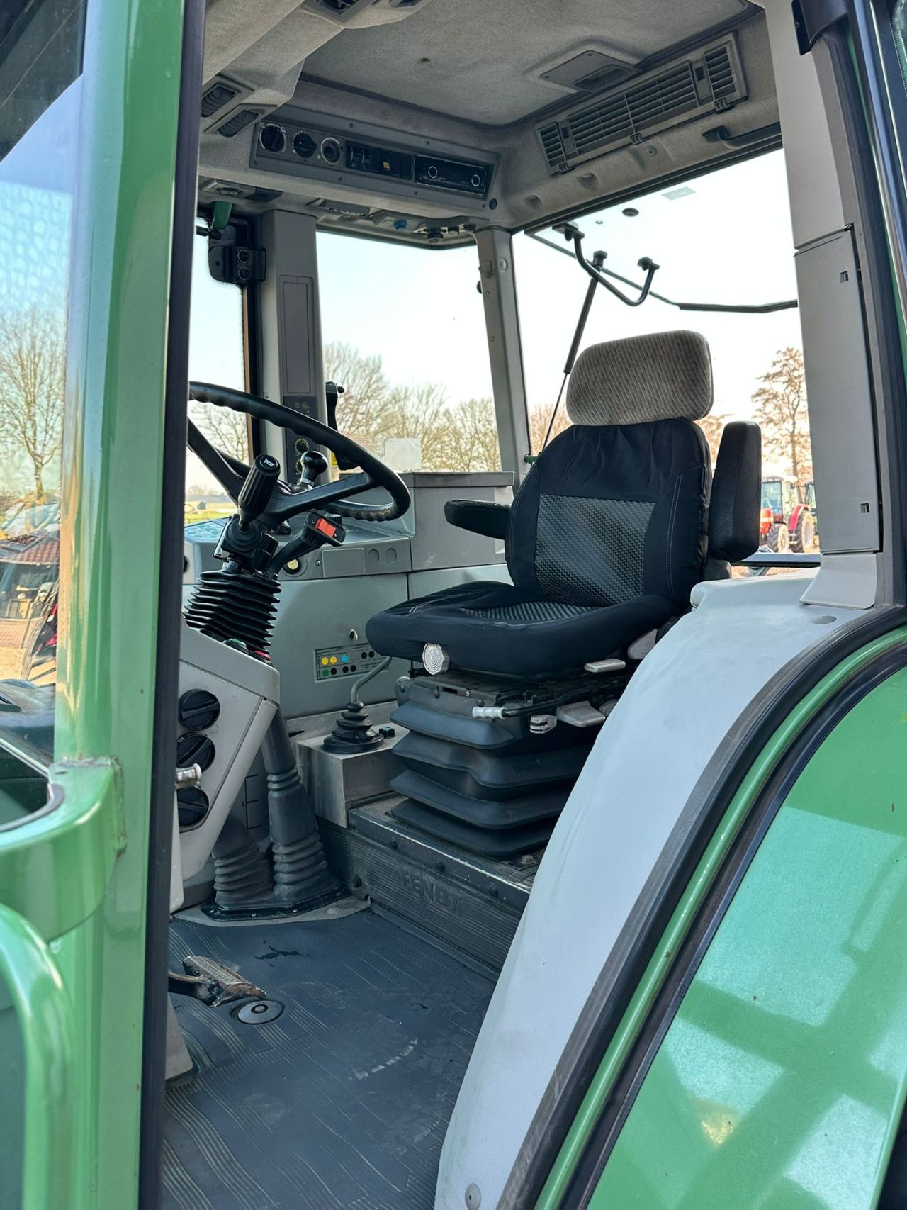 TE KOOP: zeer nette FENDT 308