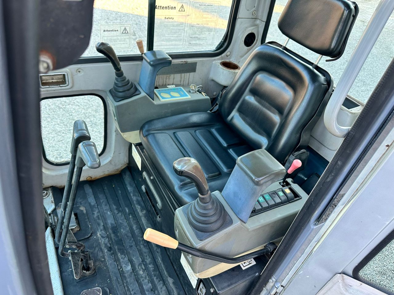 TE KOOP: zeer nette SUNWARD 17B mini kraan