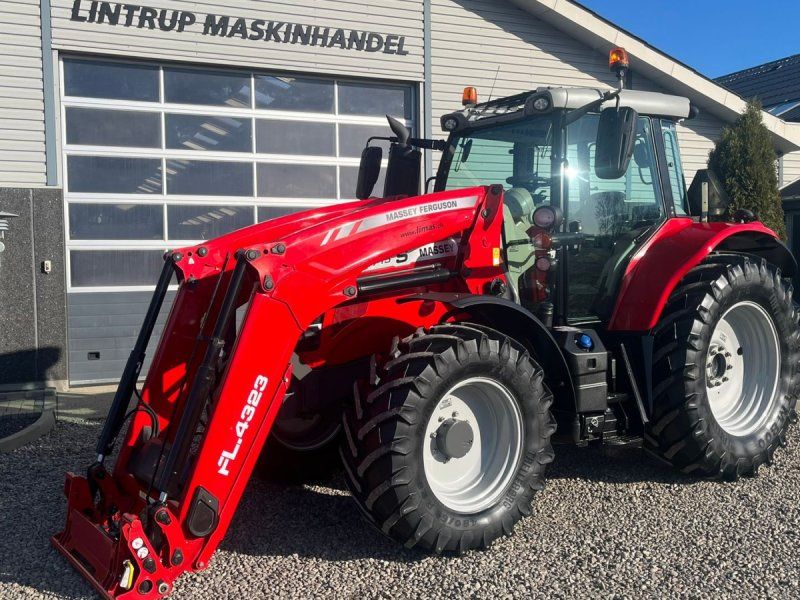 Massey Ferguson 6715 S Dyna6 Med frontlæsser