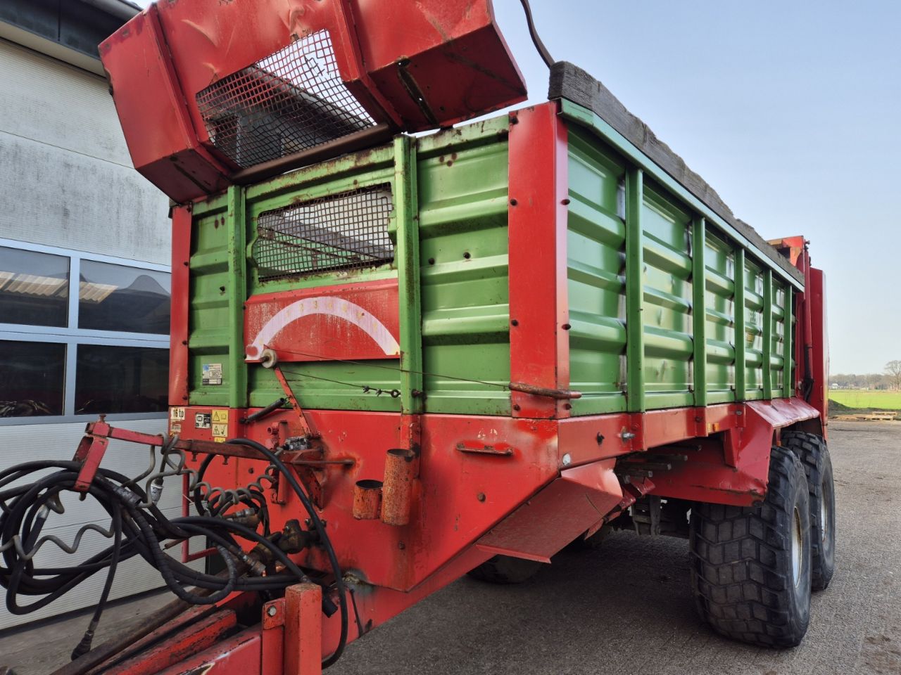 Hawe DST 16 stalmeststrooier meststrooier stro verdeler