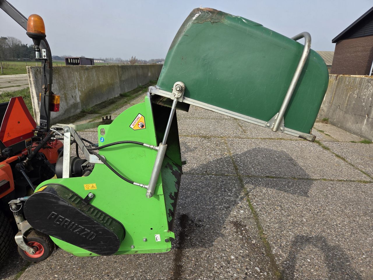 Verticuteermachine Peruzzo 1000