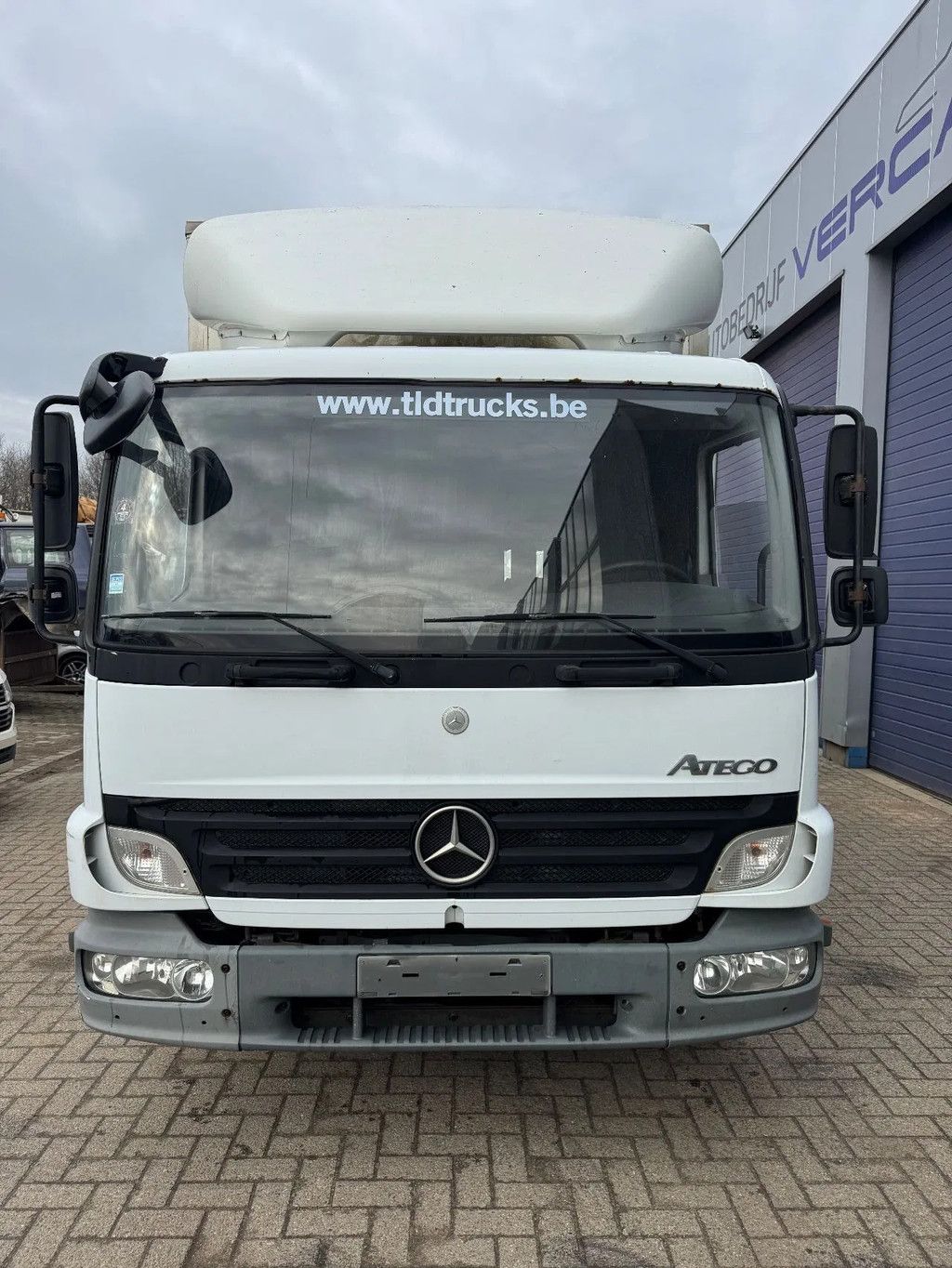 Mercedes-Benz Atego 816 **BELGIAN TRUCK-MANUAL GEARBOX**
