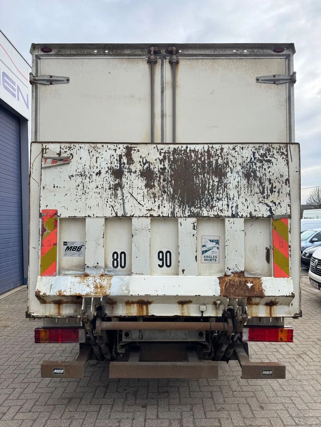 Mercedes-Benz Atego 816 **BELGIAN TRUCK-MANUAL GEARBOX**