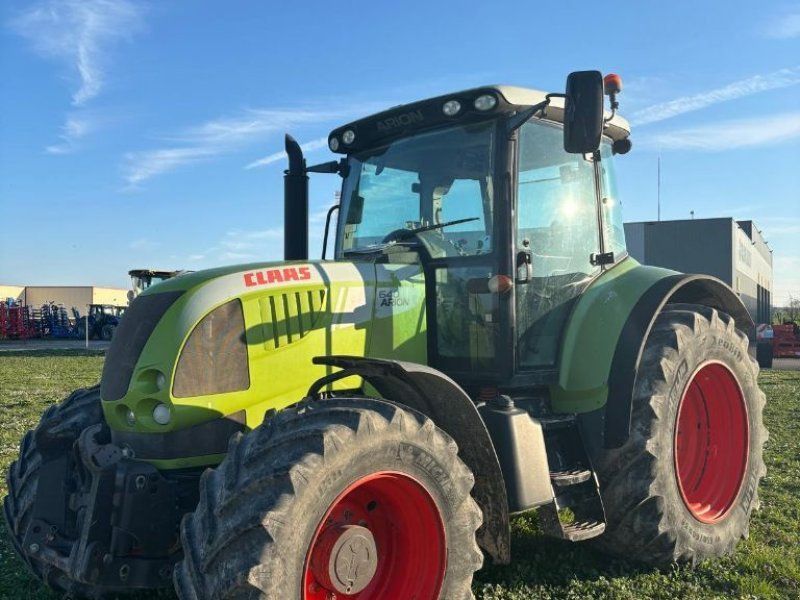 Claas ARION 640