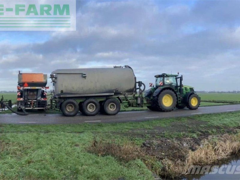 Joskin cargo chassis met tank en drakkar bak