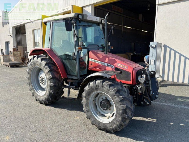 Massey Ferguson 4245-4 kl