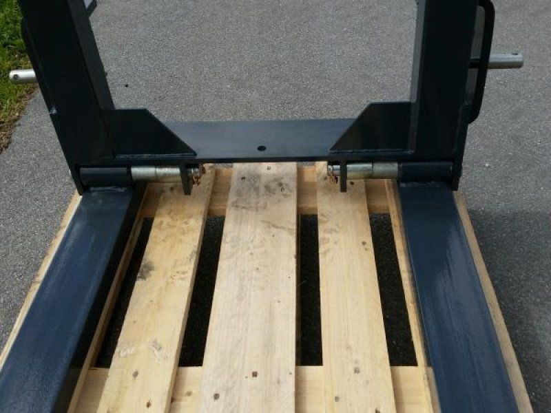 Saphir Pallegafler, 1500 kg.