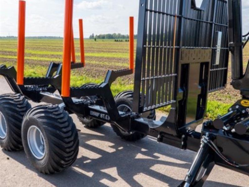 BMF 8 t. skovvogn med 6,5 m. kran