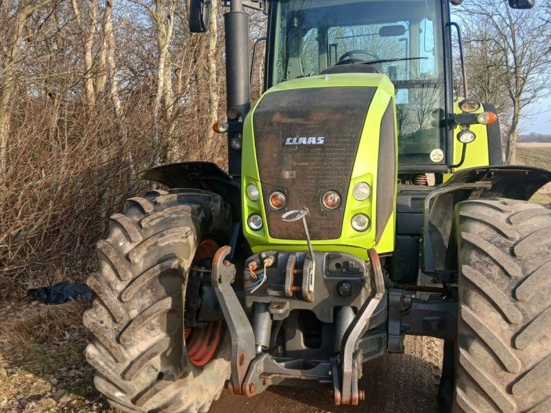 Claas AXION 850
