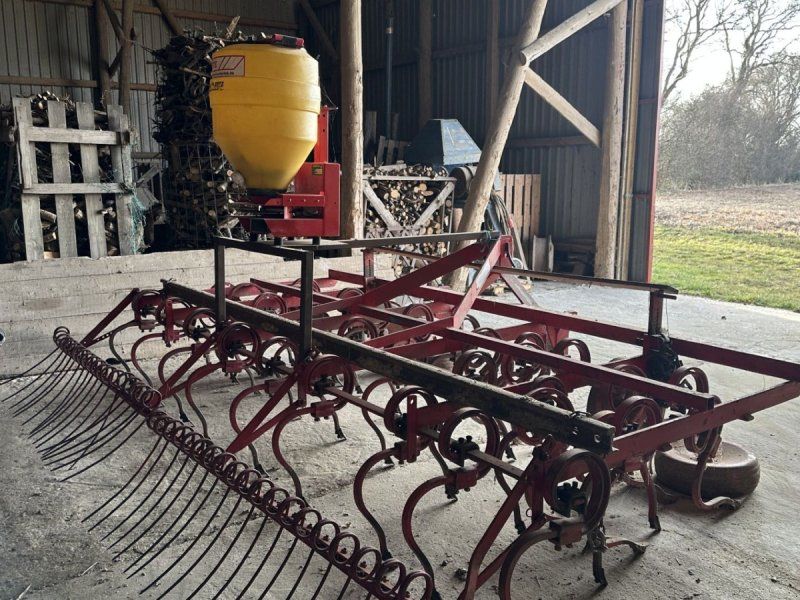 Harve med frøspreder