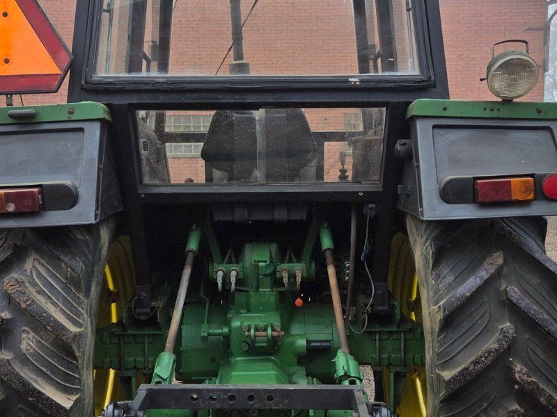 John Deere 3030 Velholdt 6 cylindret  med tvillinghjul
