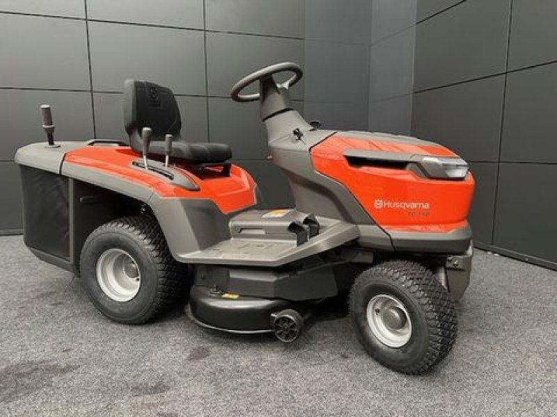 Husqvarna Rasen TC112 mit 95cm Mähdeck 10,8PS