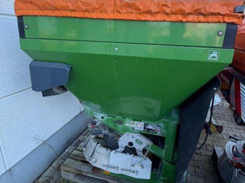 SILOSTREUER NILFISK CR3500