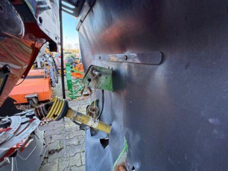 SILOSTREUER NILFISK CR3500