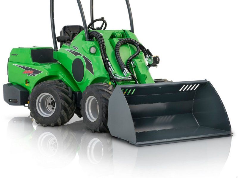 Avant 640i Multifunktionslader mit Paket