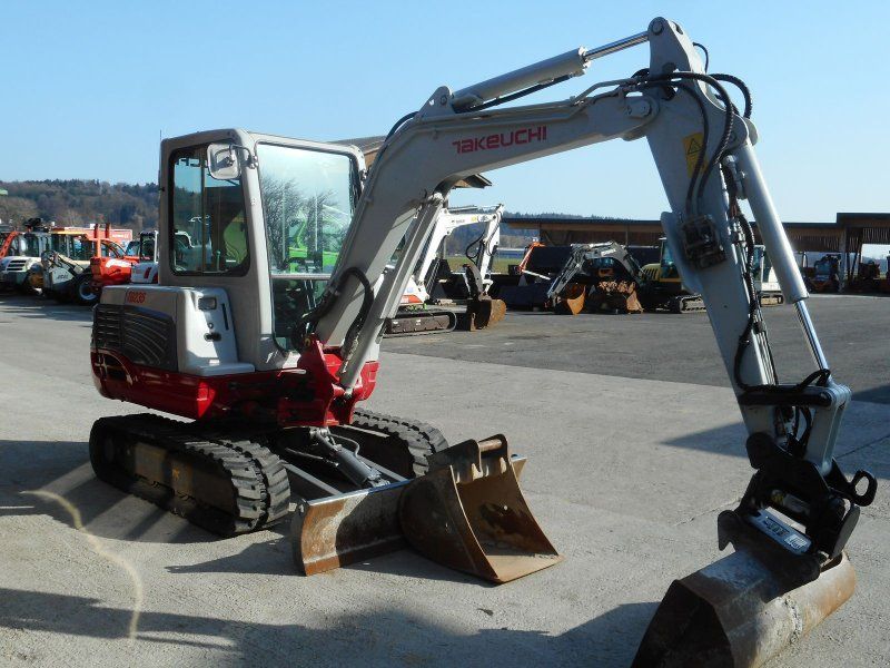 Takeuchi TB 235 (3.605kg) POWERTILT ( Zentralschmierung )