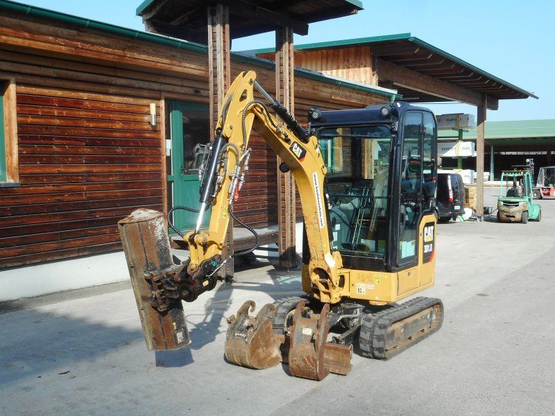 Cat 301.8D ( 1.725kg ) mit POWERTILT