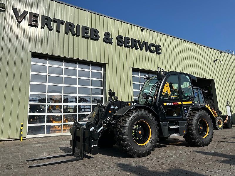 JCB 542-70 AgriPro 80 Year Edition