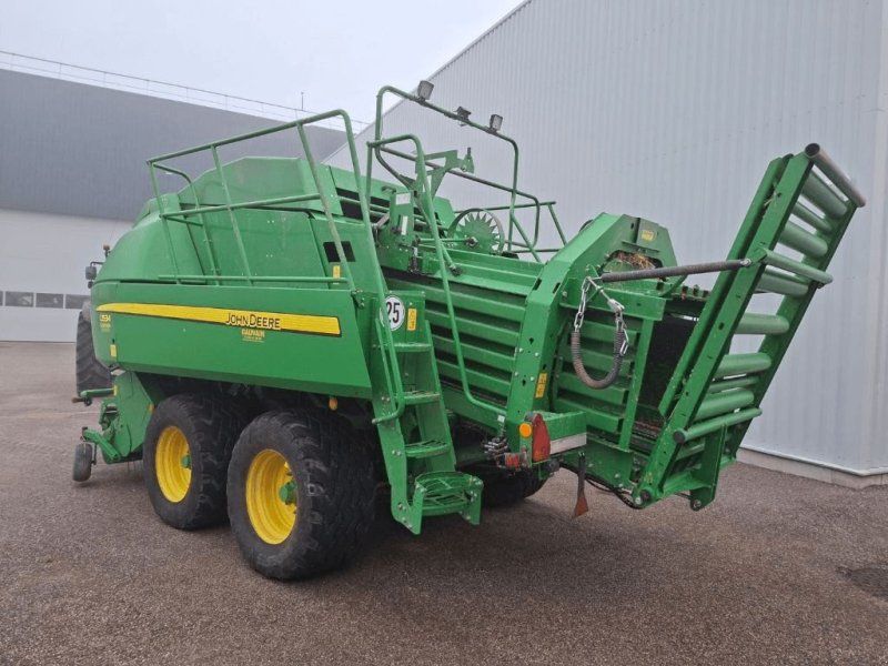 John Deere L1534