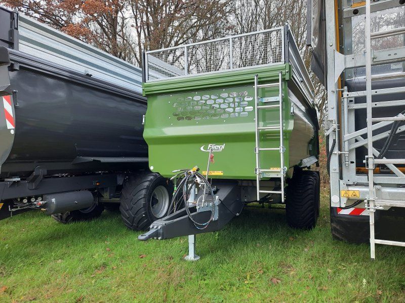 Fliegl TMK 160 FOX 25 m²