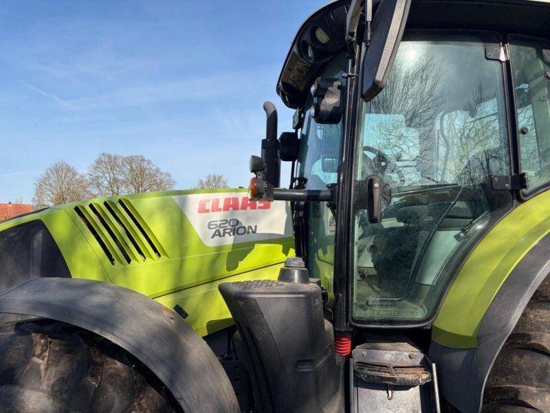 Claas Arion 620 CIS
