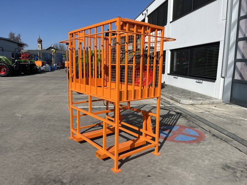 Arbeitskorb mit Erhöhung