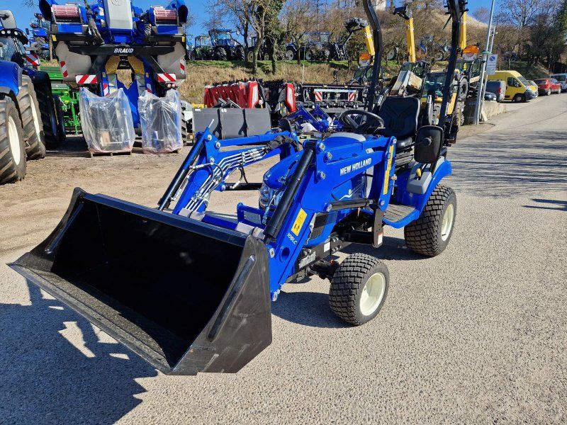 New Holland Boomer 25 C