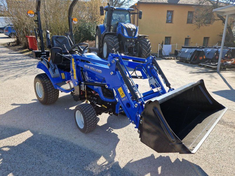 New Holland Boomer 25 C