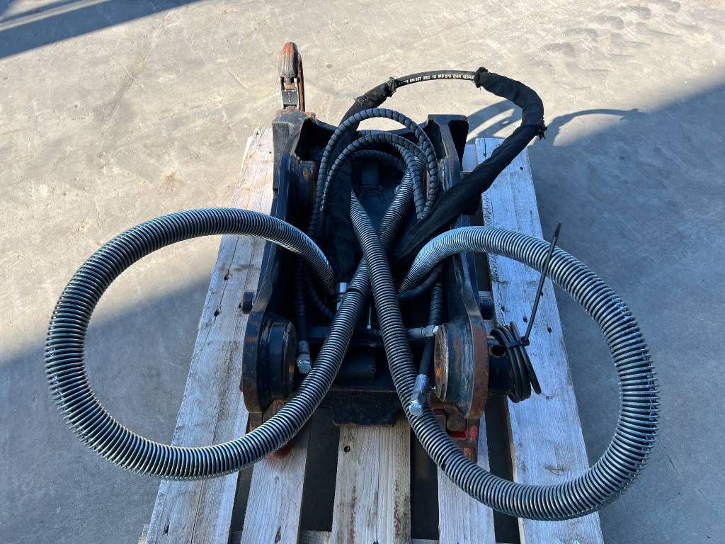 OilQuick OQ65 - 311F / 313F / 315F