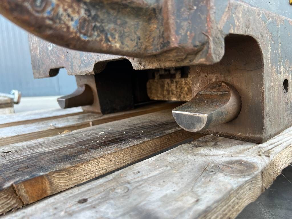 OilQuick OQ65 - 311F / 313F / 315F