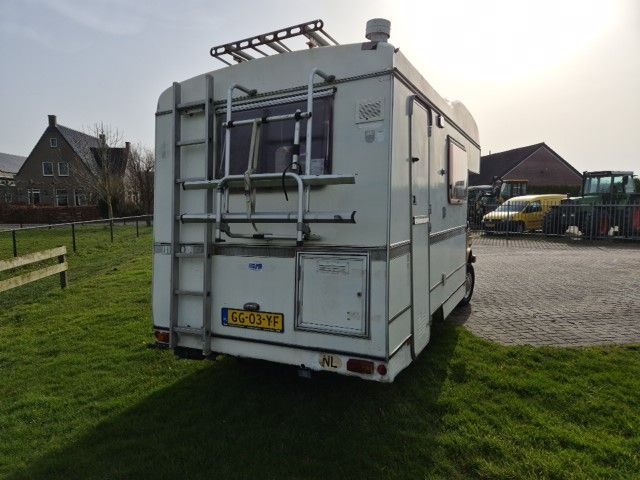 Oldtimer/retro camper Leyland Hilton. Belasting vrij