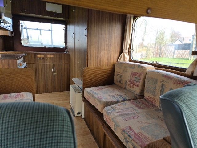 Oldtimer/retro camper Leyland Hilton. Belasting vrij