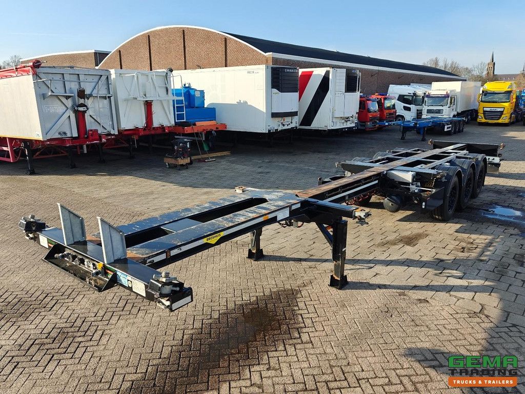 Broshuis MFCC 3 Assen SAF - ADR - Liftas - Schijfremmen - Alle aansluitingen - 07/2026 APK - TOP!