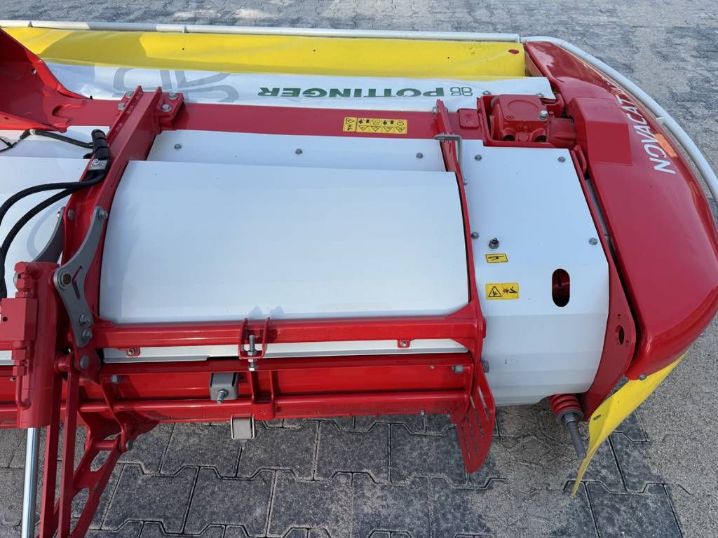 Pöttinger Novacat A10 CF Cross Flow