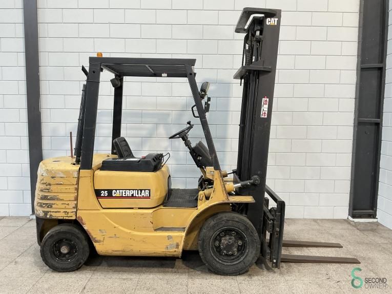 Gabelstapler Diesel Caterpillar DP 25 1994