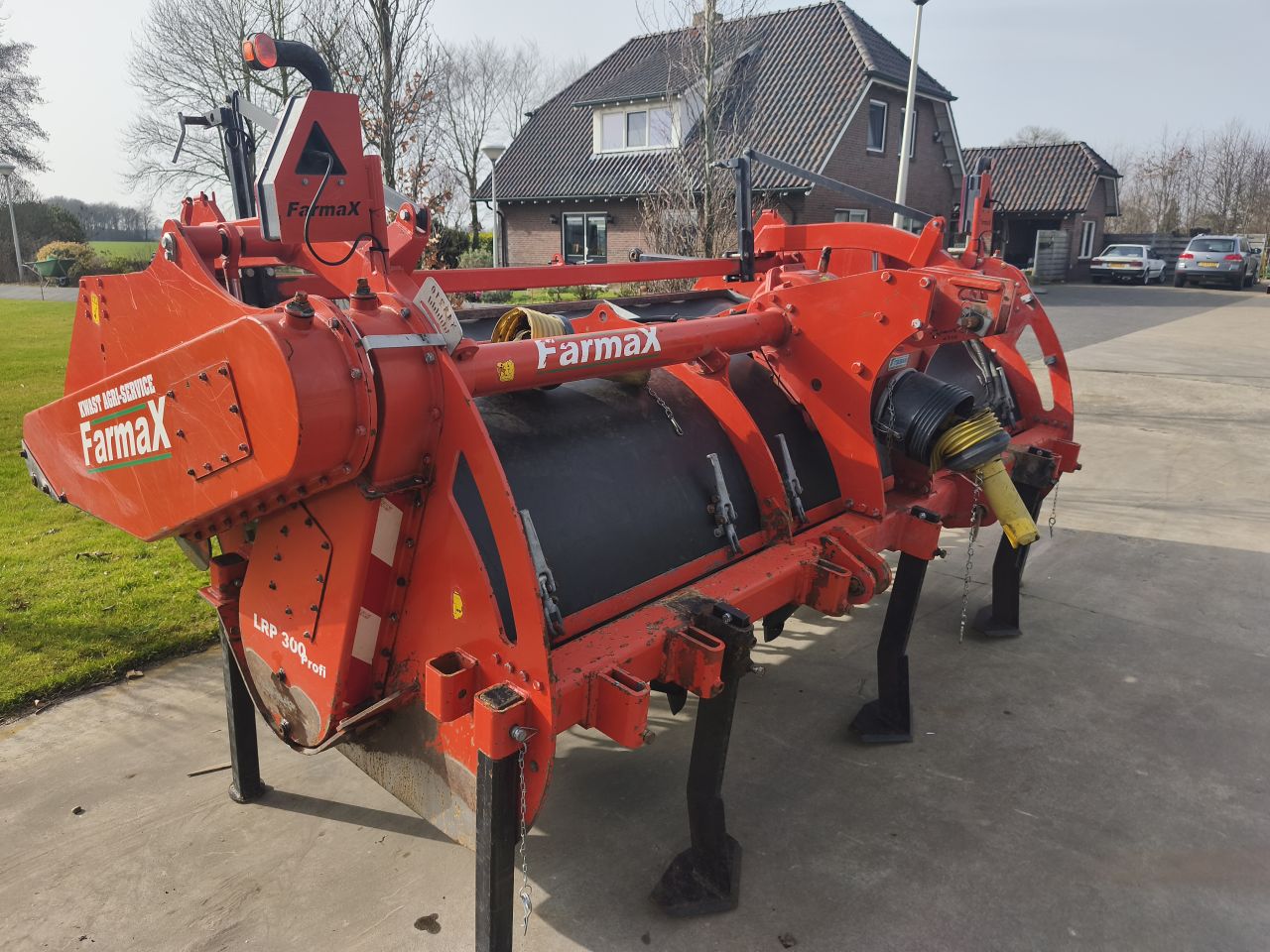 Farmax LRP 300 Profi spitmachine klei uitvoering.
