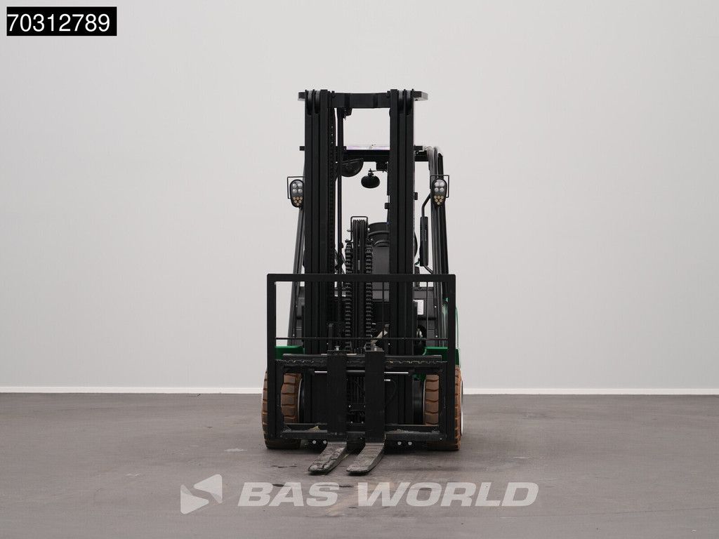 Hangcha CPD35 Electric Forklift - Li-ion - Triplex - Free lift - Side shift