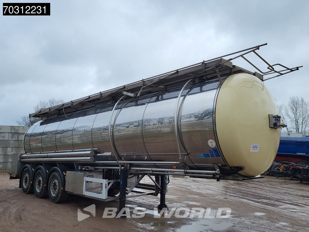 Feldbinder TSA 33.3 3 Achsen 33000L